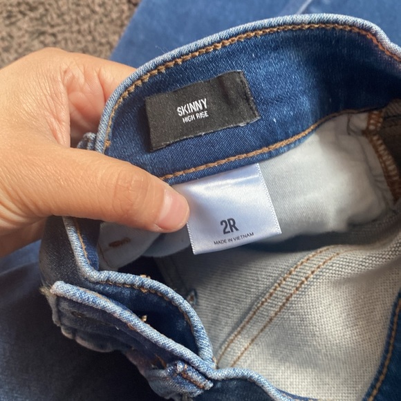 High Rise Skinny Express Jeans - Picture 6 of 6